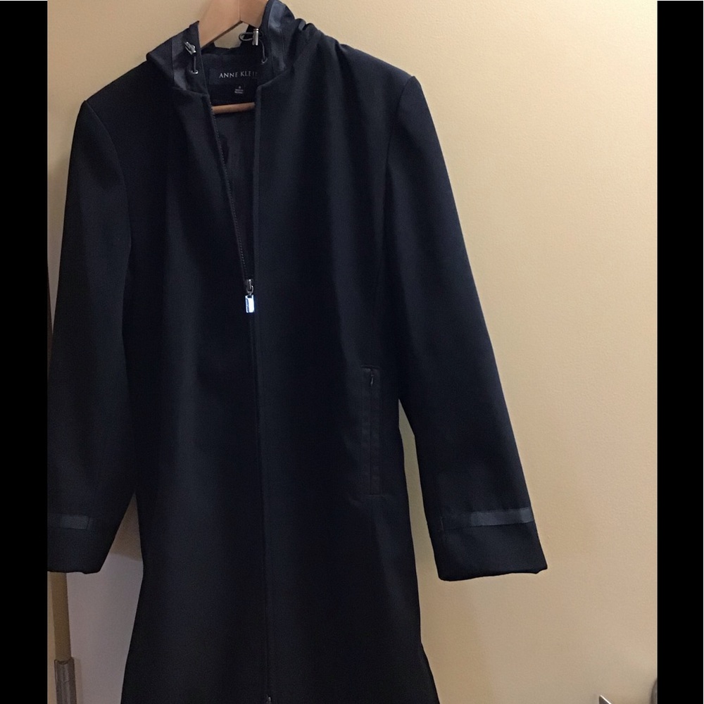 COPY - Anne Klein woman’s Black Coat Size S With Hoodie